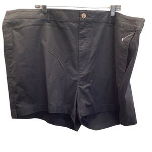 Old Navy Size 28 Plus Size High Rise Flat Front Everyday Shorts.New Without Tags